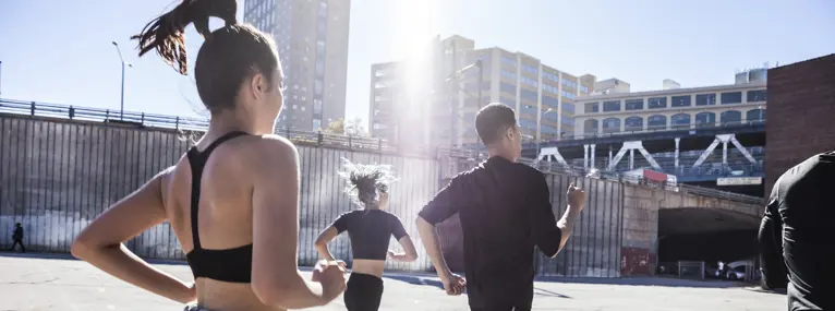 4 goals to set yourself at the beginning of the year that will get you where you want to be by December 