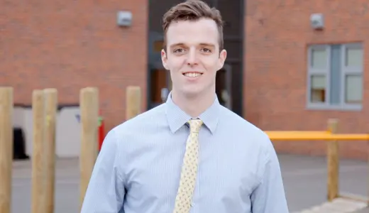 How to become a primary school teacher